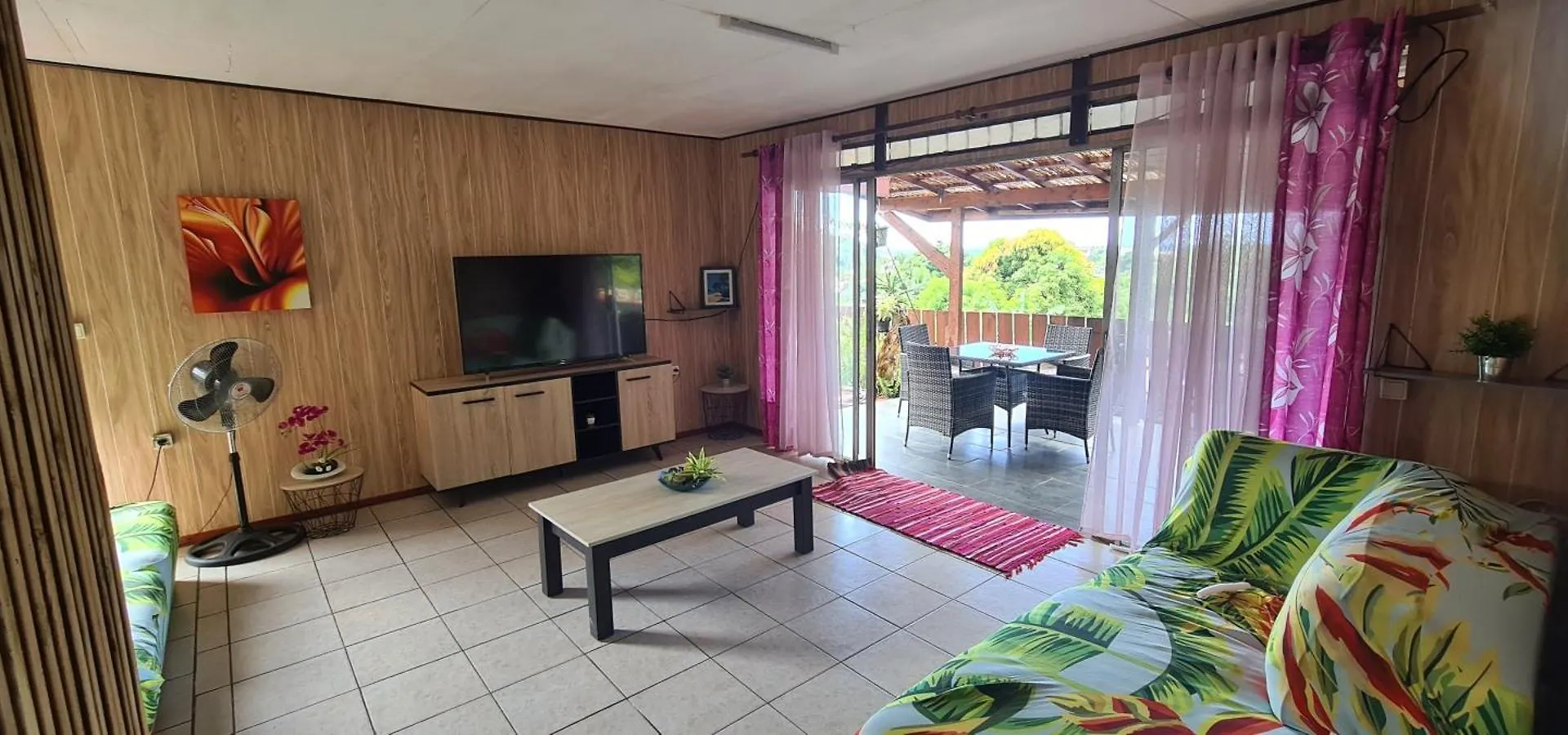Tauraatini House F4 - Papeete Villa Papeete  Frans-Polynesië