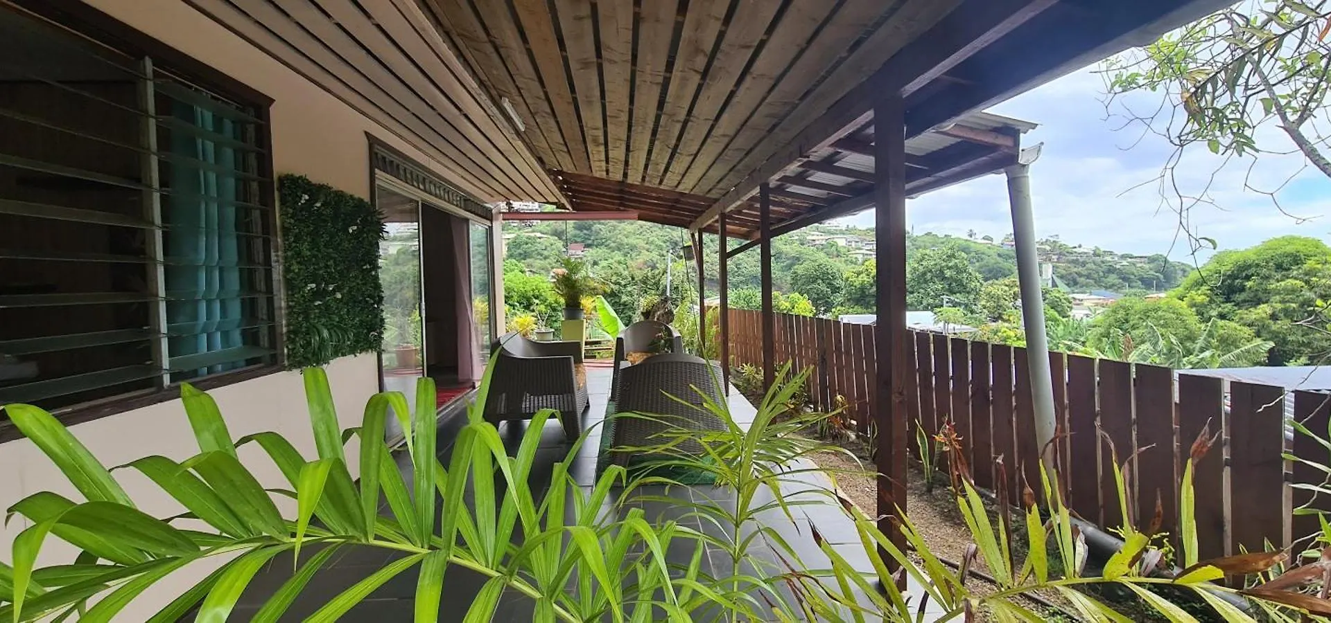 Tauraatini House F4 - Papeete Villa Papeete  0*, Papeete (Tahiti) Frans-Polynesië